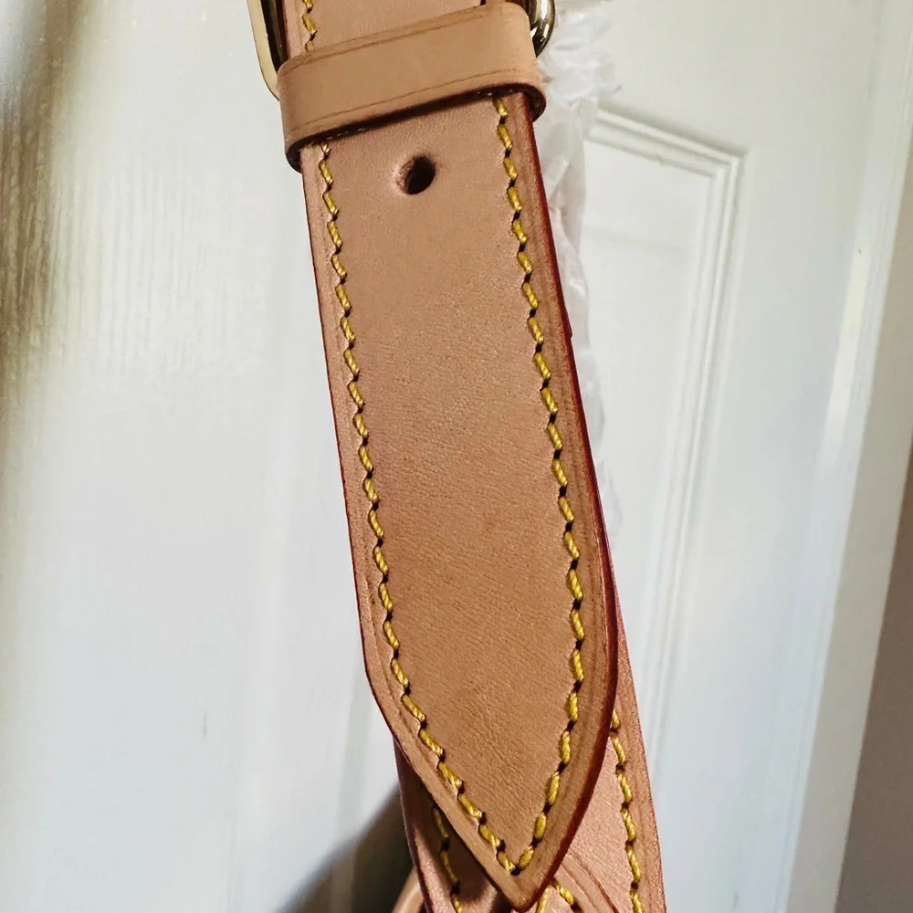 Stylish Damier Asur Checkered Shoulder Bag - Picture 14 of 16